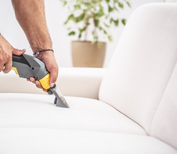 Quick and effective upholstery cleaning by Plymouth Carpet Service in Michigan